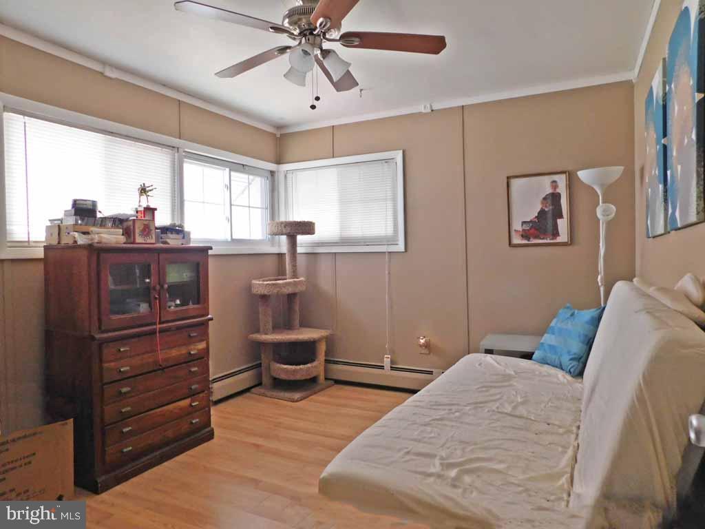 87 Idlewild Road Levittown, PA 19057 - Photo 13 of 20 Gallery Image 13