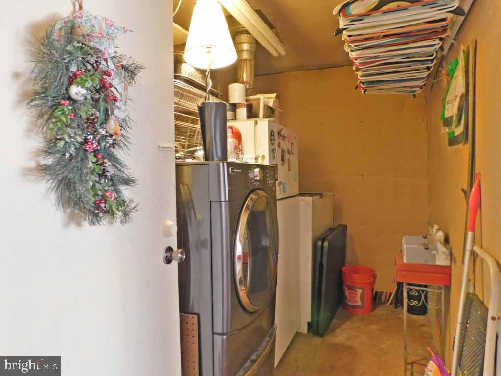 87 Idlewild Road Levittown, PA 19057 - Photo 17 of 20 Gallery Image 17