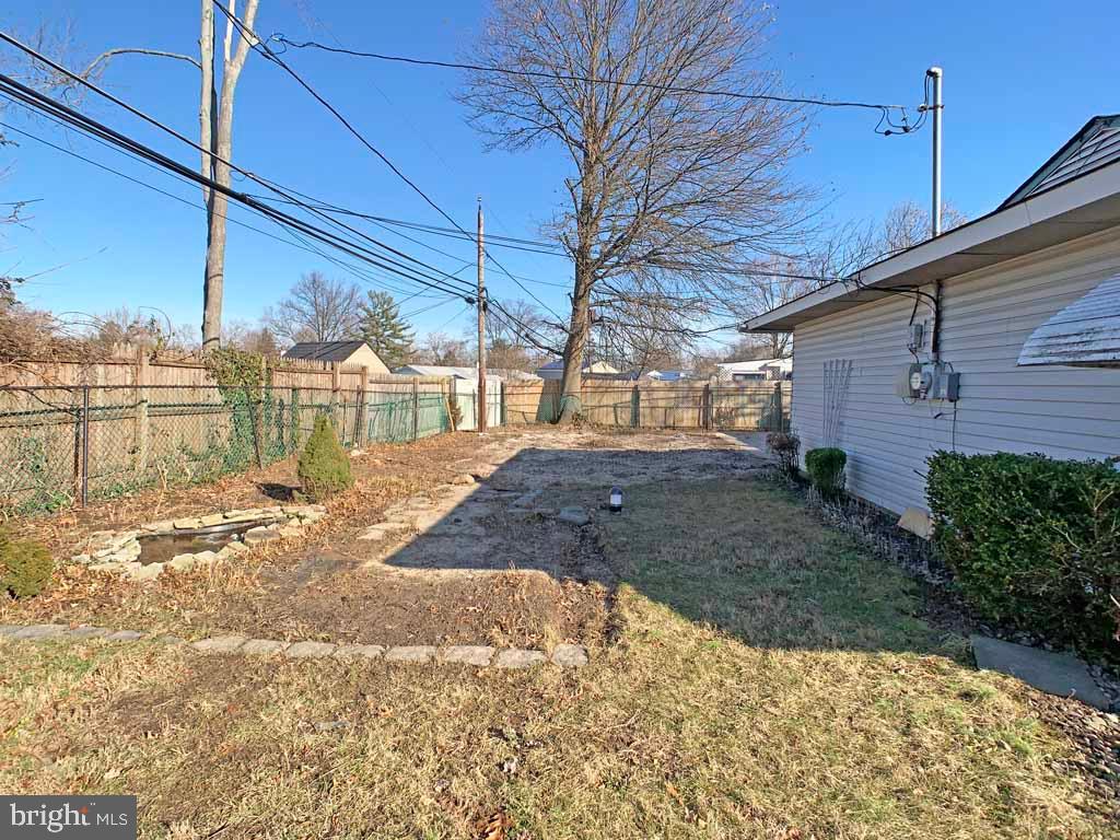 87 Idlewild Road Levittown, PA 19057 - Photo 19 of 20 Gallery Image 19