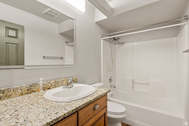 55 Spring Drive Toquerville, UT 84774 - Photo 17 of 36 Bathroom 2 with vanity and shower / washtub combination