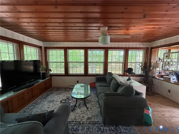 $2,700 | 17088 Old Ridge Road, Montpelier, VA 23192
