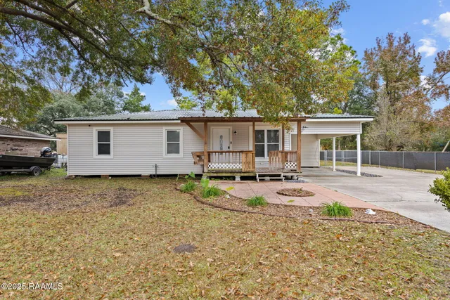 $157,999 | 509 San Jacinto Circle, New Iberia, LA 70563