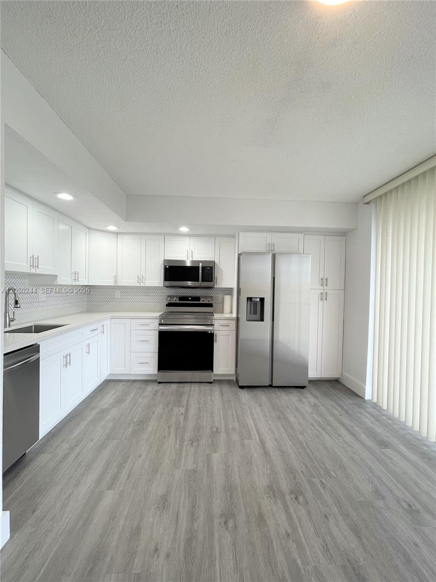 8520 Southwest 133rd Avenue Road, Unit 406 Miami, FL 33183 - Photo 2 of 12
