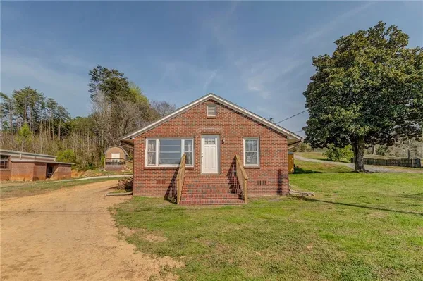 $259,999 | 21 School Street Northeast, Rydal, GA 30171
