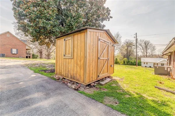 $259,999 | 21 School Street Northeast, Rydal, GA 30171