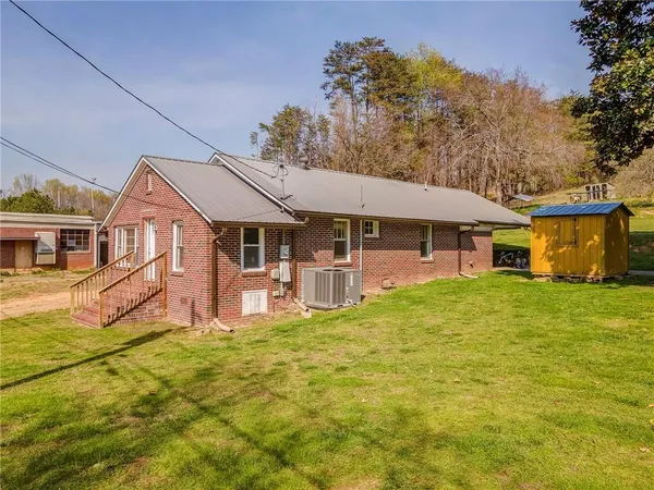 $259,999 | 21 School Street Northeast, Rydal, GA 30171