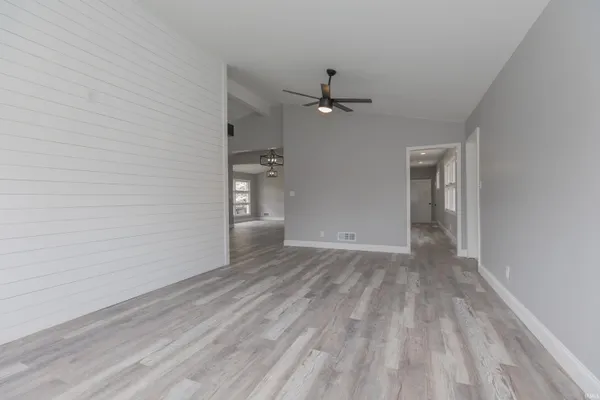 $359,900 | 2338 East Chandler Avenue, Evansville, IN 47714