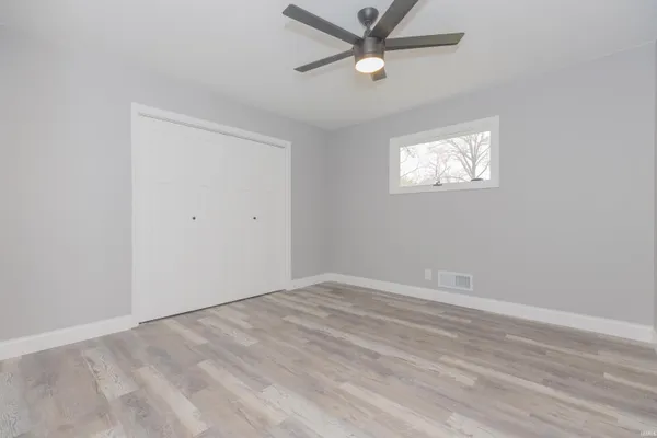 $359,900 | 2338 East Chandler Avenue, Evansville, IN 47714