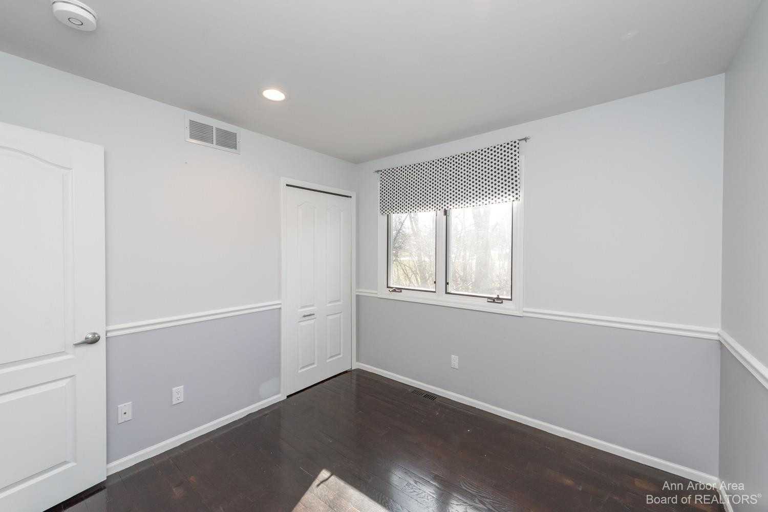 1495 South Maple Road Ann Arbor, MI 48103 - Photo 28 of 72 Bedroom 1
