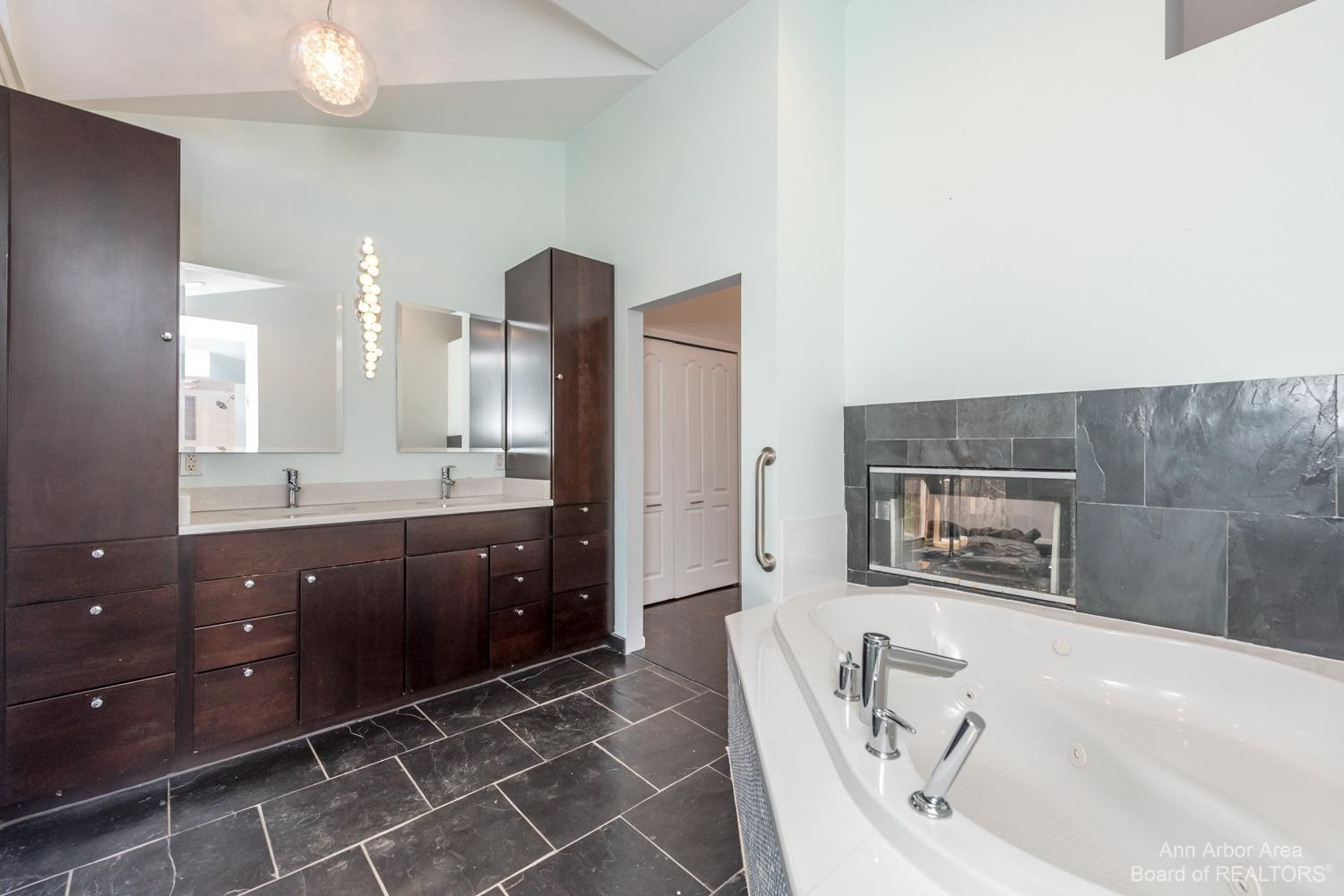1495 South Maple Road Ann Arbor, MI 48103 - Photo 37 of 72 Photo 37