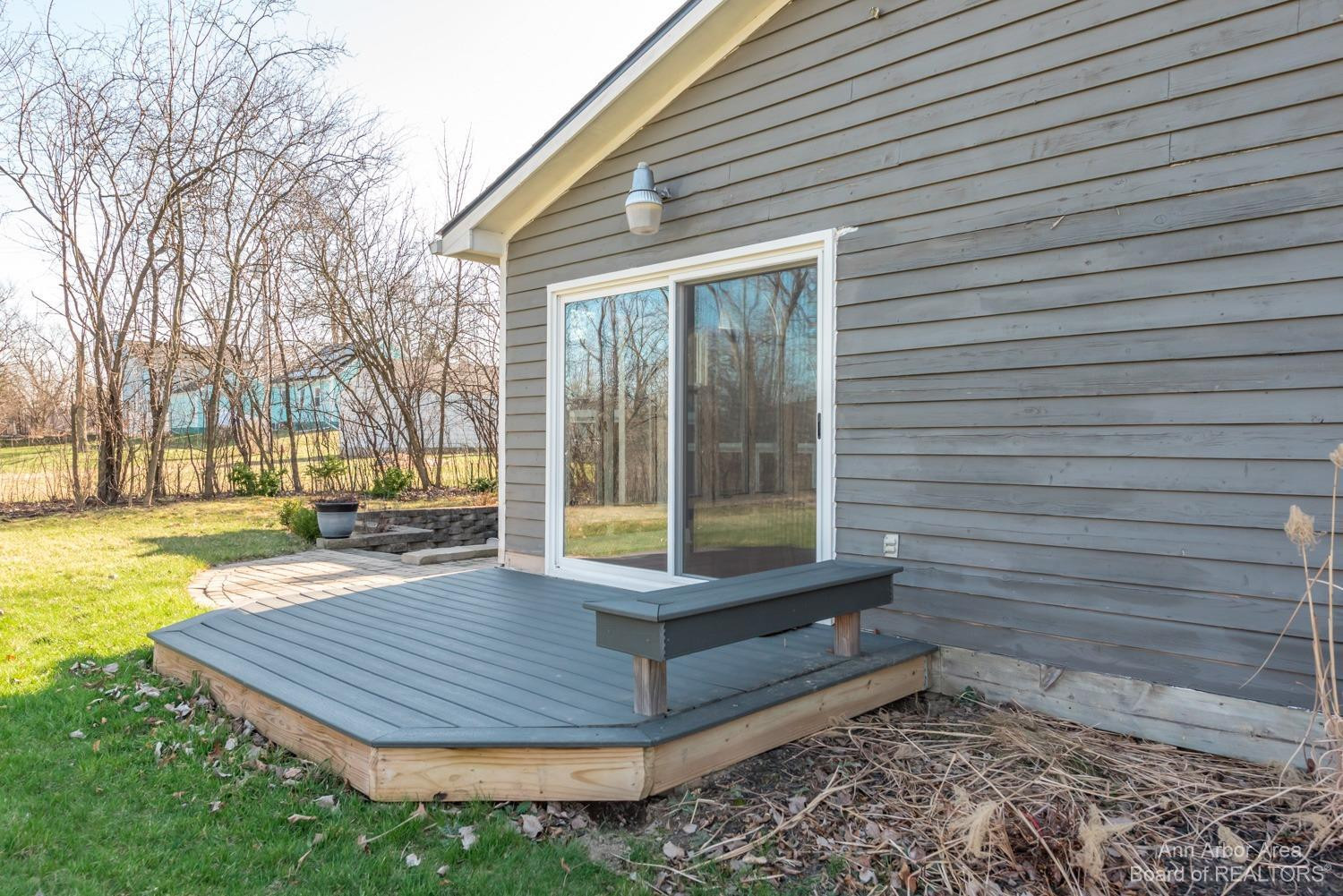 1495 South Maple Road Ann Arbor, MI 48103 - Photo 68 of 72 Trex deck off of kitchen