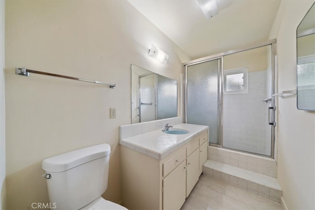 6157 Juanro Way Riverside, CA 92504 - Photo 17 of 41