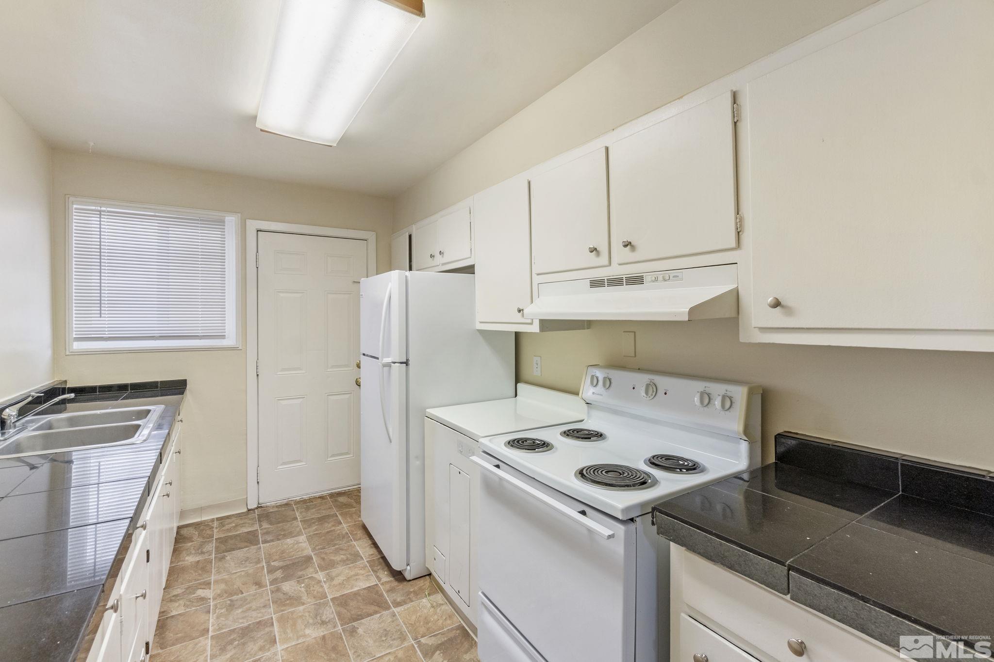12081 Himalaya Street Reno, NV 89506 - Photo 17 of 27 Photo 17