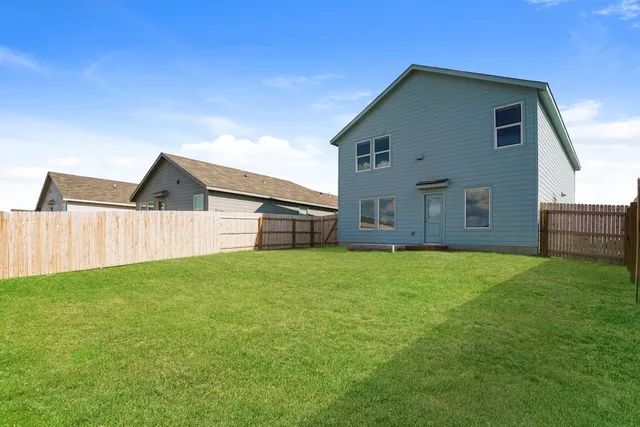 $1,949 | 1616 Hummock Steep, New Braunfels, TX 78130