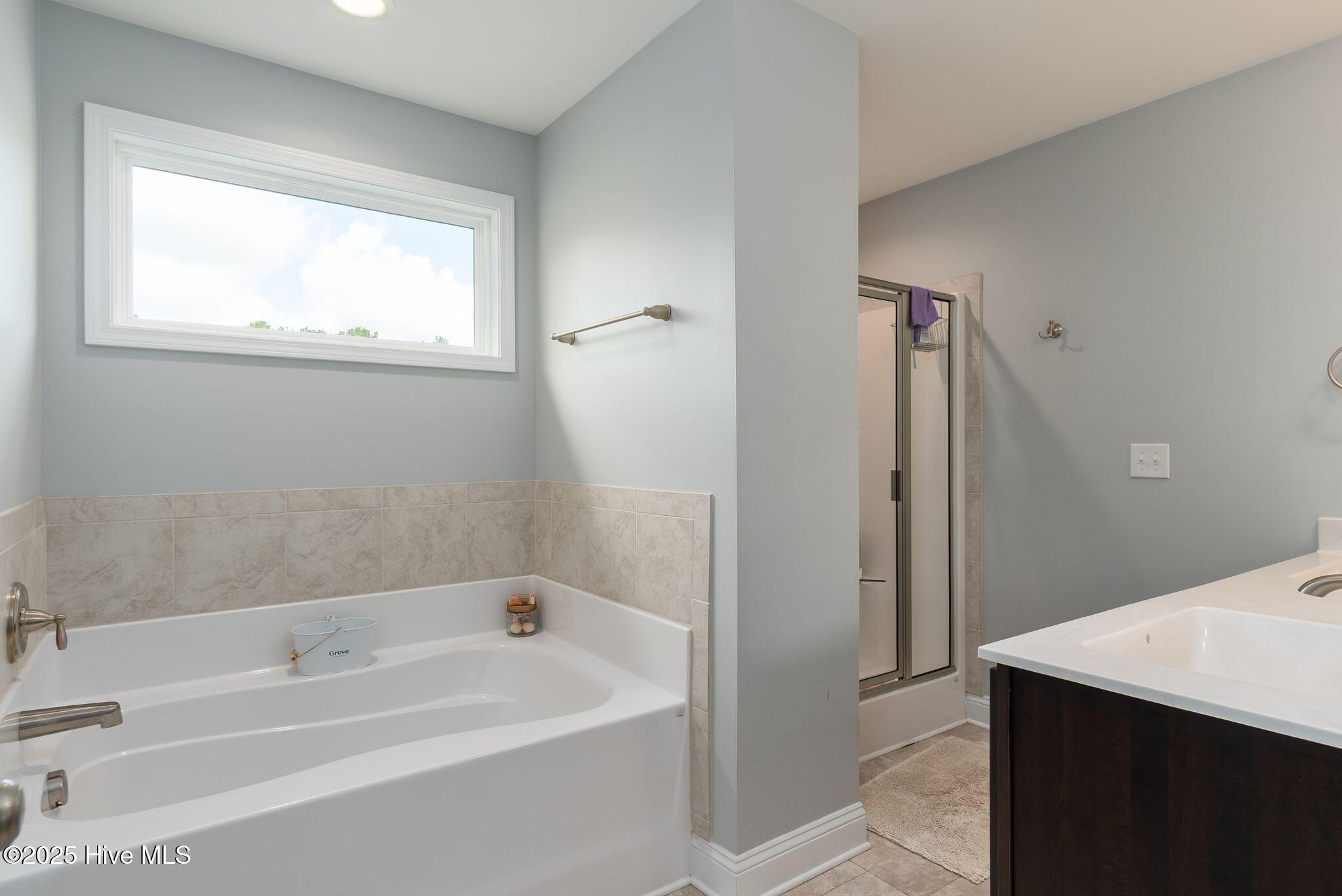 622 High Tide Drive Holly Ridge, NC 28445 - Photo 24 of 61 Primary Bathroom