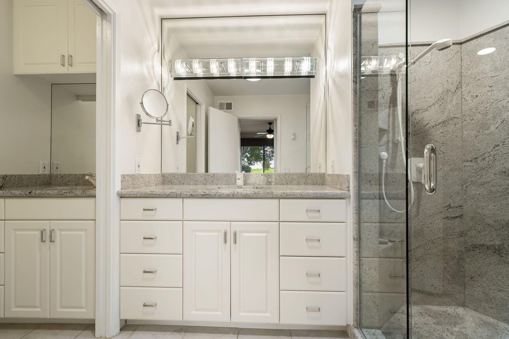 54374 Oak-Tree La Quinta, CA 92253 - Photo 15 of 24 9C5FB176-FF66-46F7-94A3-C136845F7701