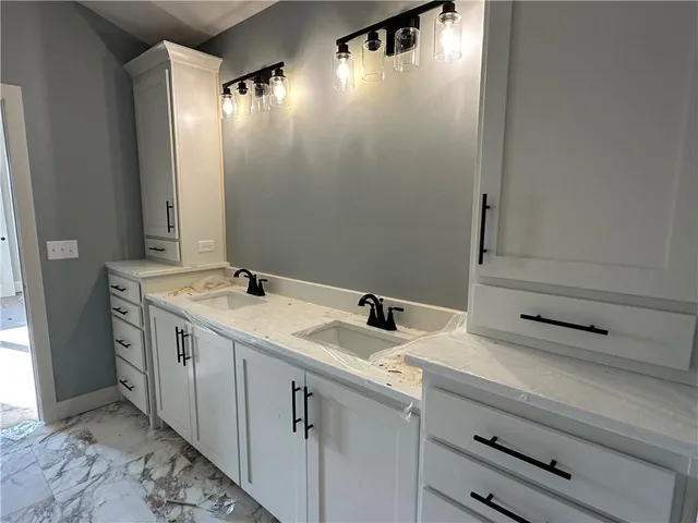 $469,000 | 464 Green Drive, Lawson, MO 64062