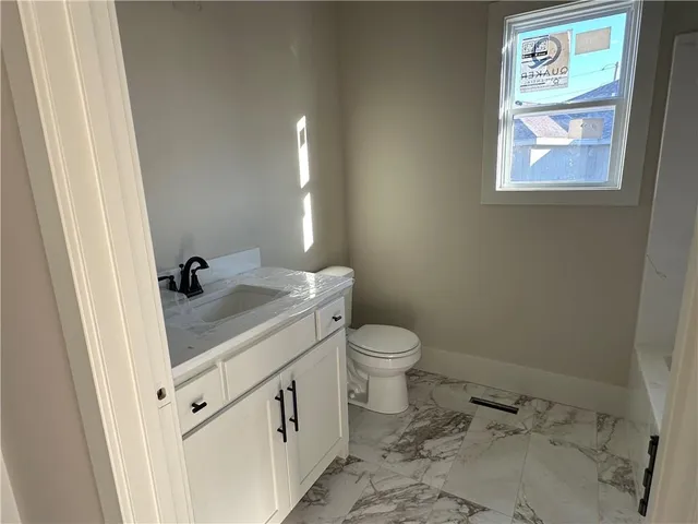 $469,000 | 464 Green Drive, Lawson, MO 64062