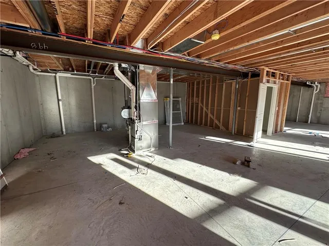 $469,000 | 464 Green Drive, Lawson, MO 64062