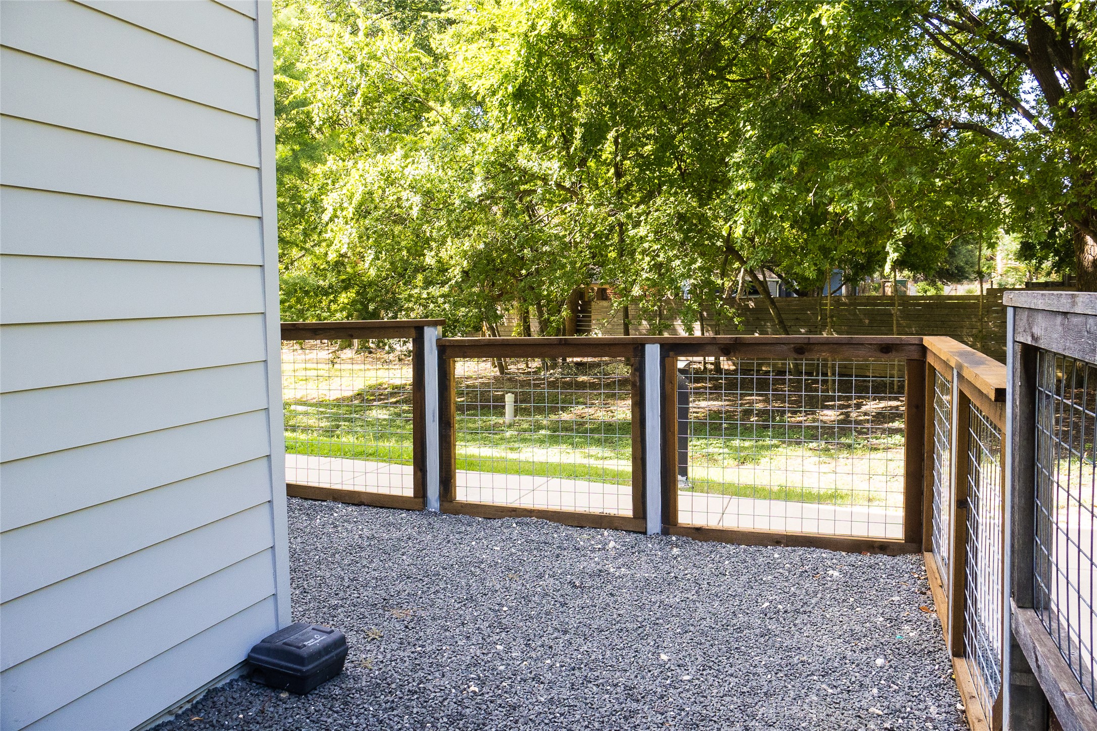 2505 Thornton Road, Unit 3108 Austin, TX 78704 - Photo 24 of 32 a view of outdoor space with deck