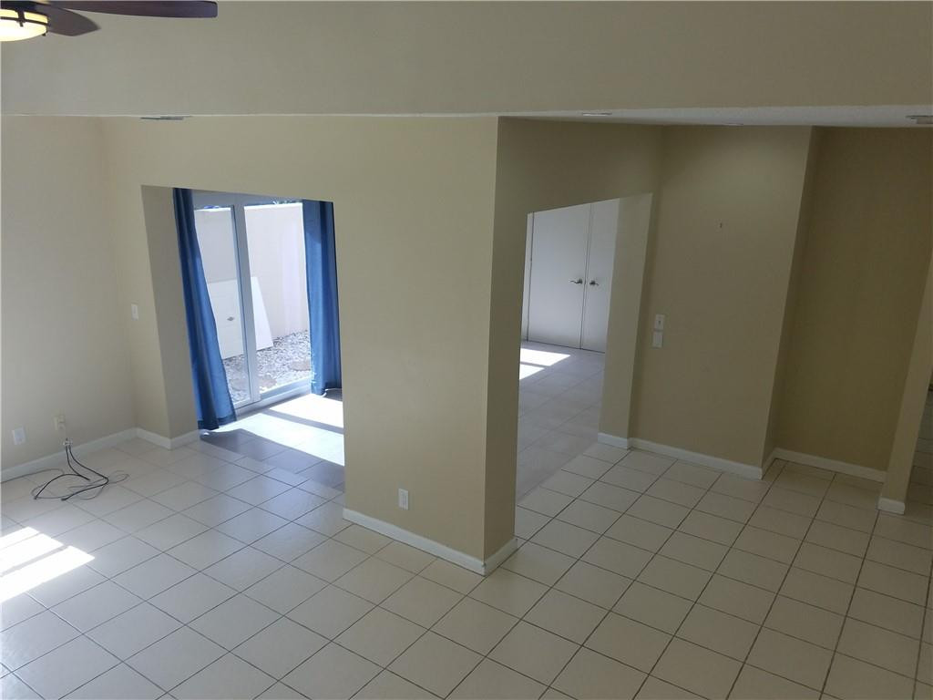 6659 Via Regina, Unit 6659 Boca Raton, FL 33433 - Photo 3 of 38