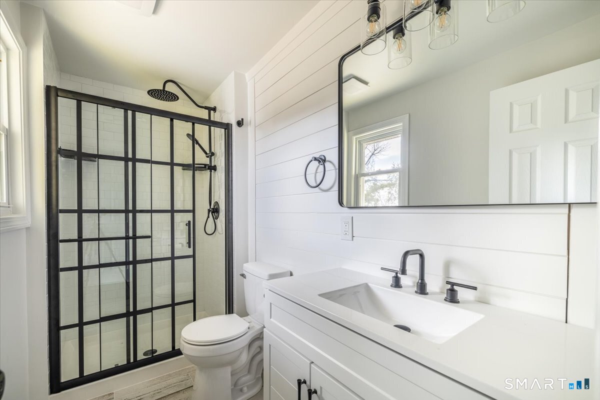 349 Marlborough Terrace Fairfield, CT 06825 - Photo 13 of 38