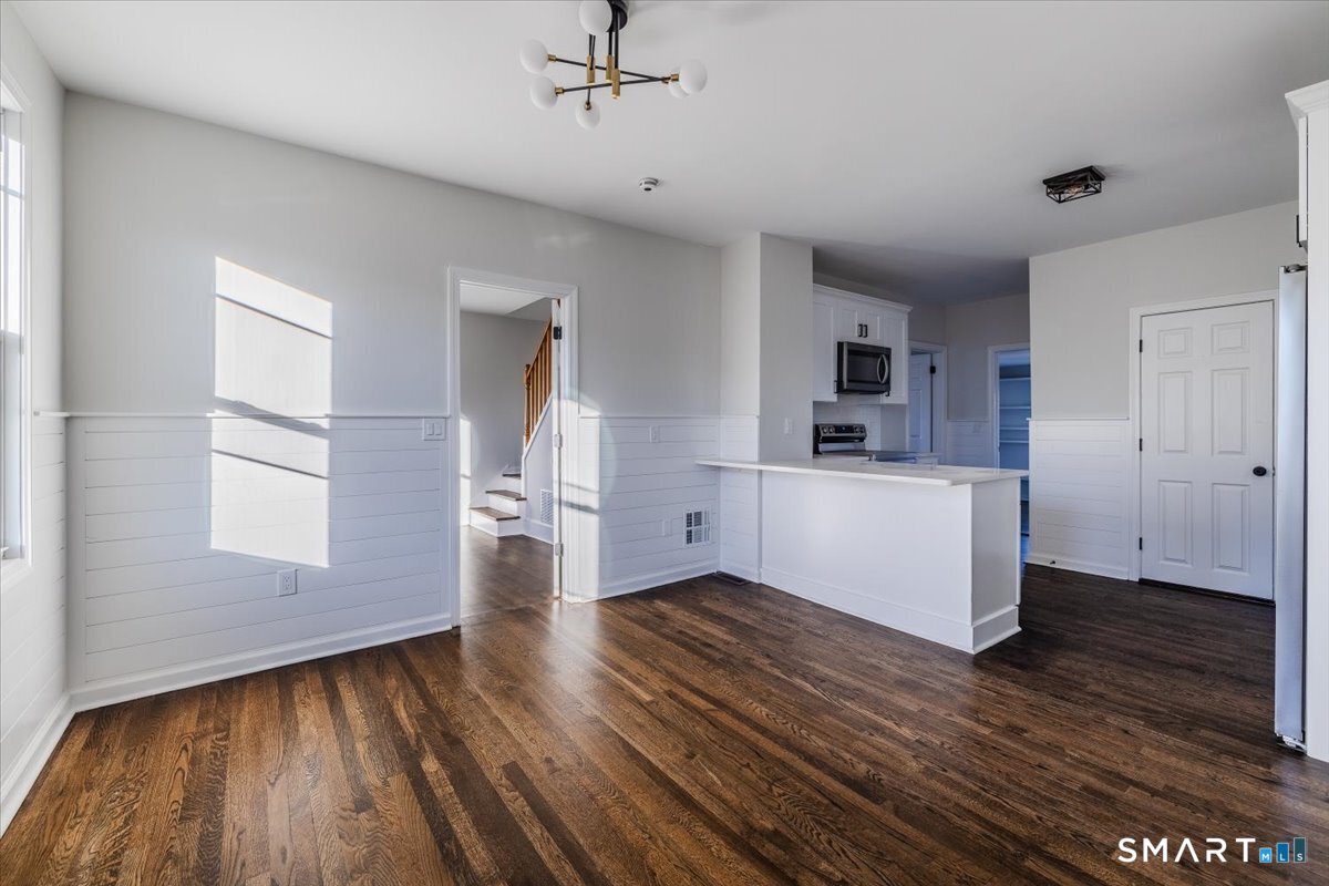 349 Marlborough Terrace Fairfield, CT 06825 - Photo 16 of 38