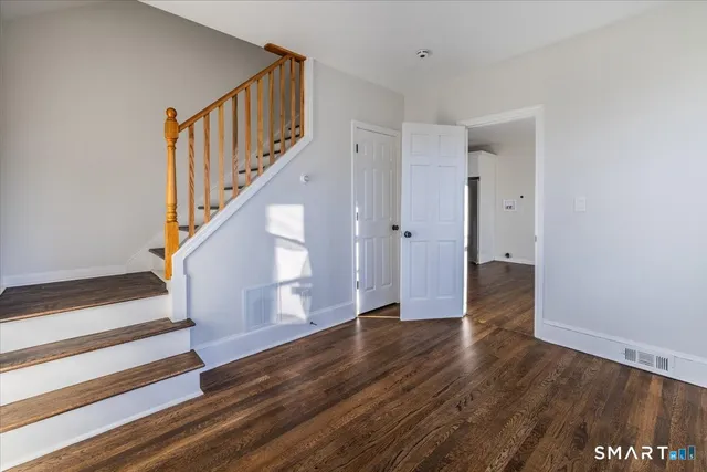 $875,000 | 349 Marlborough Terrace, Fairfield, CT 06825