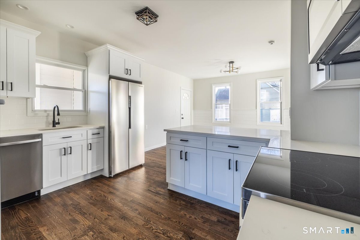 349 Marlborough Terrace Fairfield, CT 06825 - Photo 22 of 38