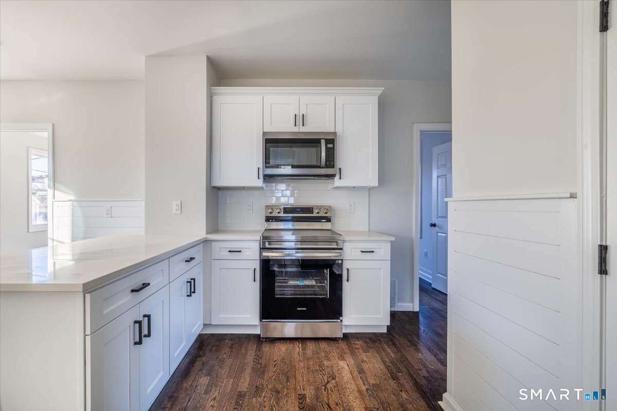 349 Marlborough Terrace Fairfield, CT 06825 - Photo 24 of 38