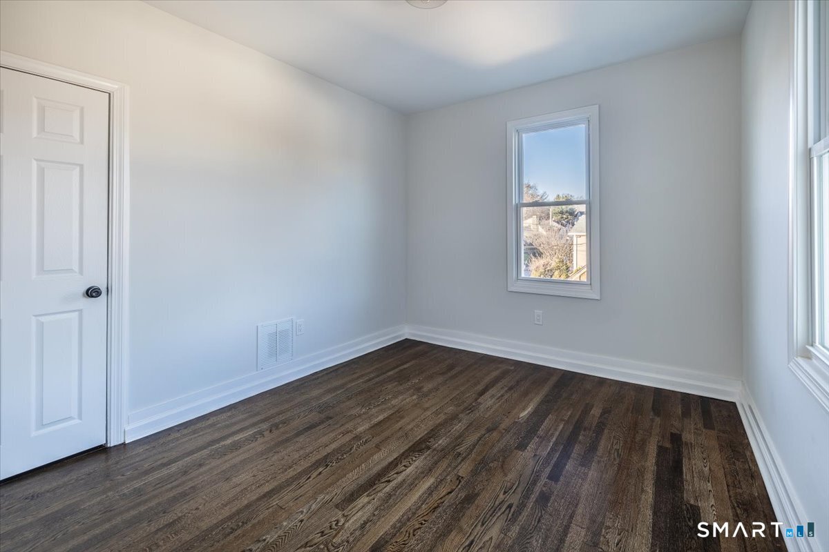 349 Marlborough Terrace Fairfield, CT 06825 - Photo 29 of 38