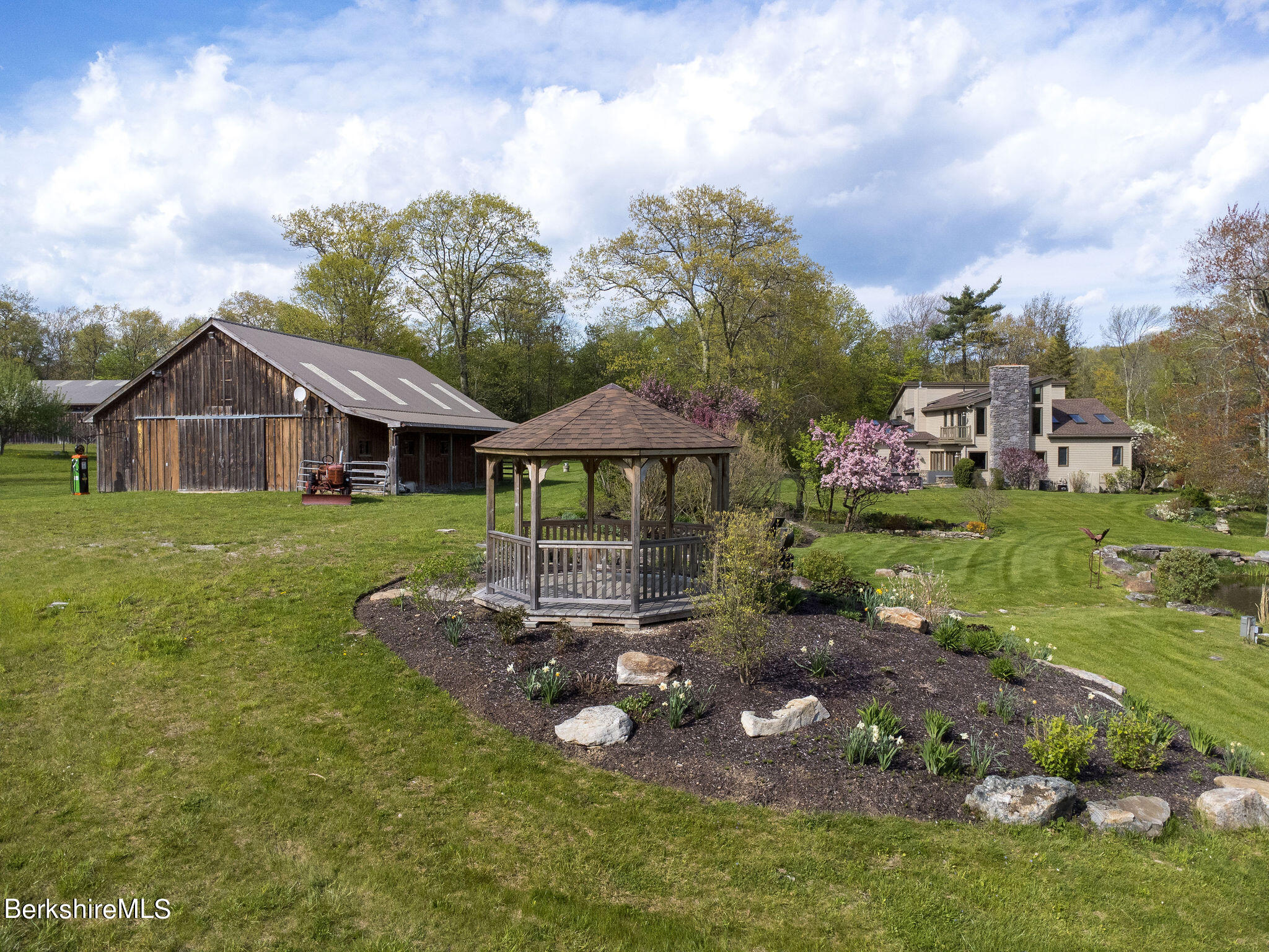 45 Art School Road Monterey, MA 01245 - Photo 10 of 77 Barn & House