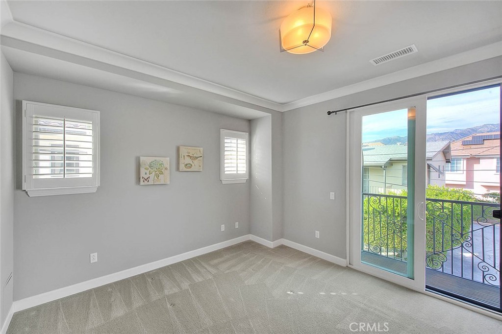 1058 Sunset Boulevard, Unit B Arcadia, CA 91007 - Photo 19 of 45 a view of an empty room with a window