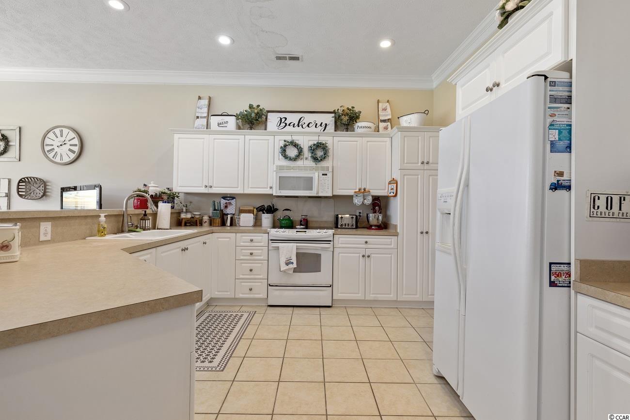 834 Castlebridge Drive Murrells Inlet, SC 29576 - Photo 14 of 39 Gallery Image 14