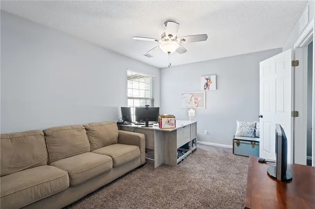 $205,000 | 5507 North Fairmount Avenue, Kansas City, MO 64118