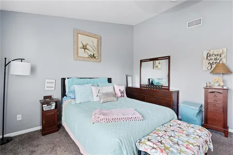 $205,000 | 5507 North Fairmount Avenue, Kansas City, MO 64118