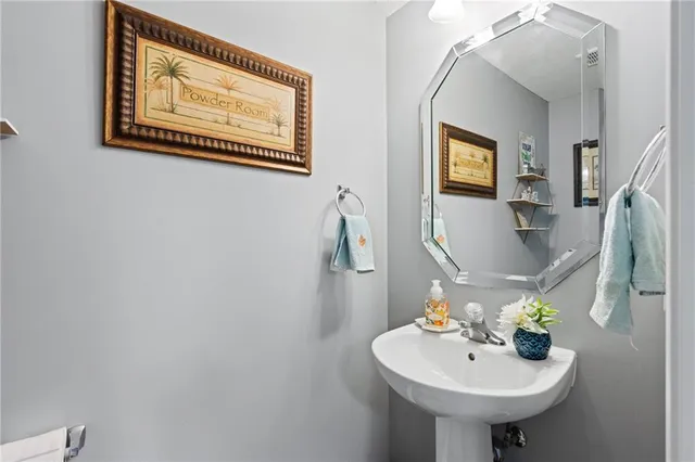 $205,000 | 5507 North Fairmount Avenue, Kansas City, MO 64118