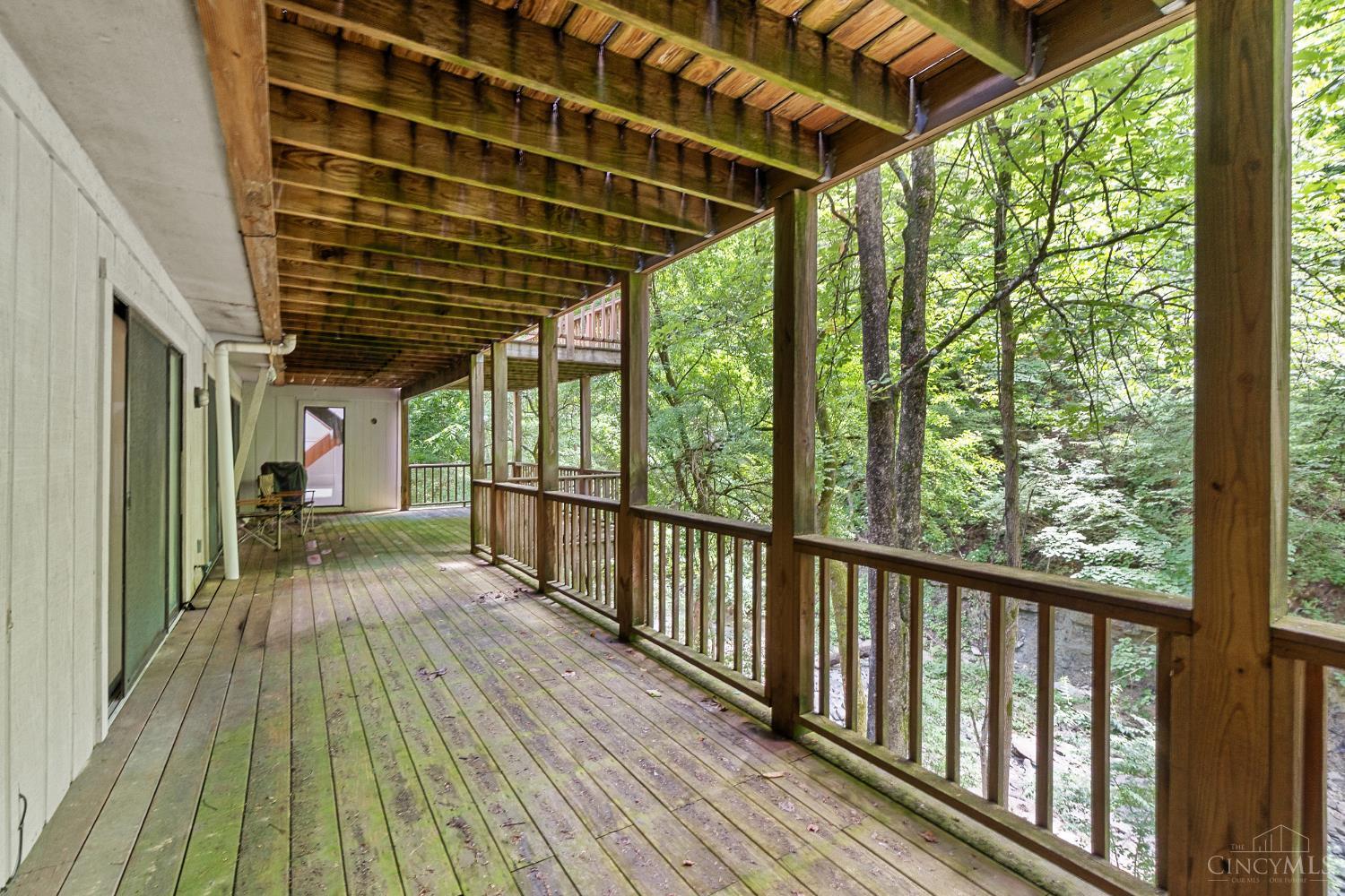 511 West Galbraith Road Cincinnati, OH 45215 - Photo 31 of 36