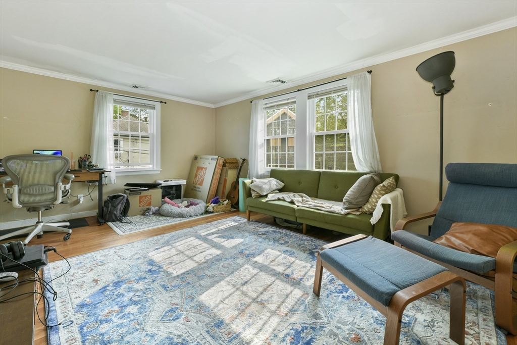 38 Nathan Road, Unit 4 Waltham, MA 02453 - Photo 2 of 14