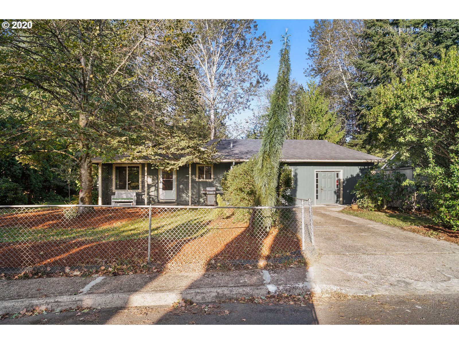 3237 Sunset Drive Hubbard, OR 97032 - Photo 1 of 32