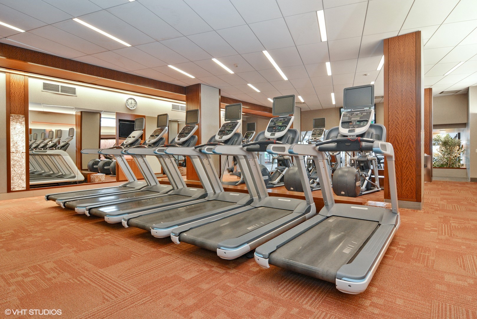 400 East Randolph Street, Unit 822 Chicago, IL 60601 - Photo 11 of 15
