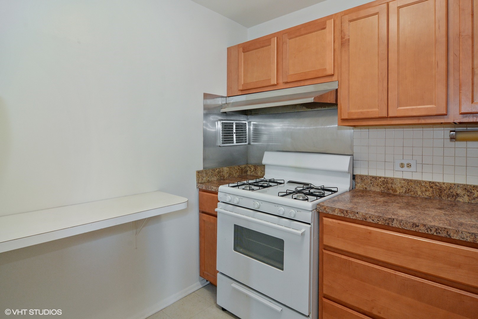 400 East Randolph Street, Unit 822 Chicago, IL 60601 - Photo 6 of 15