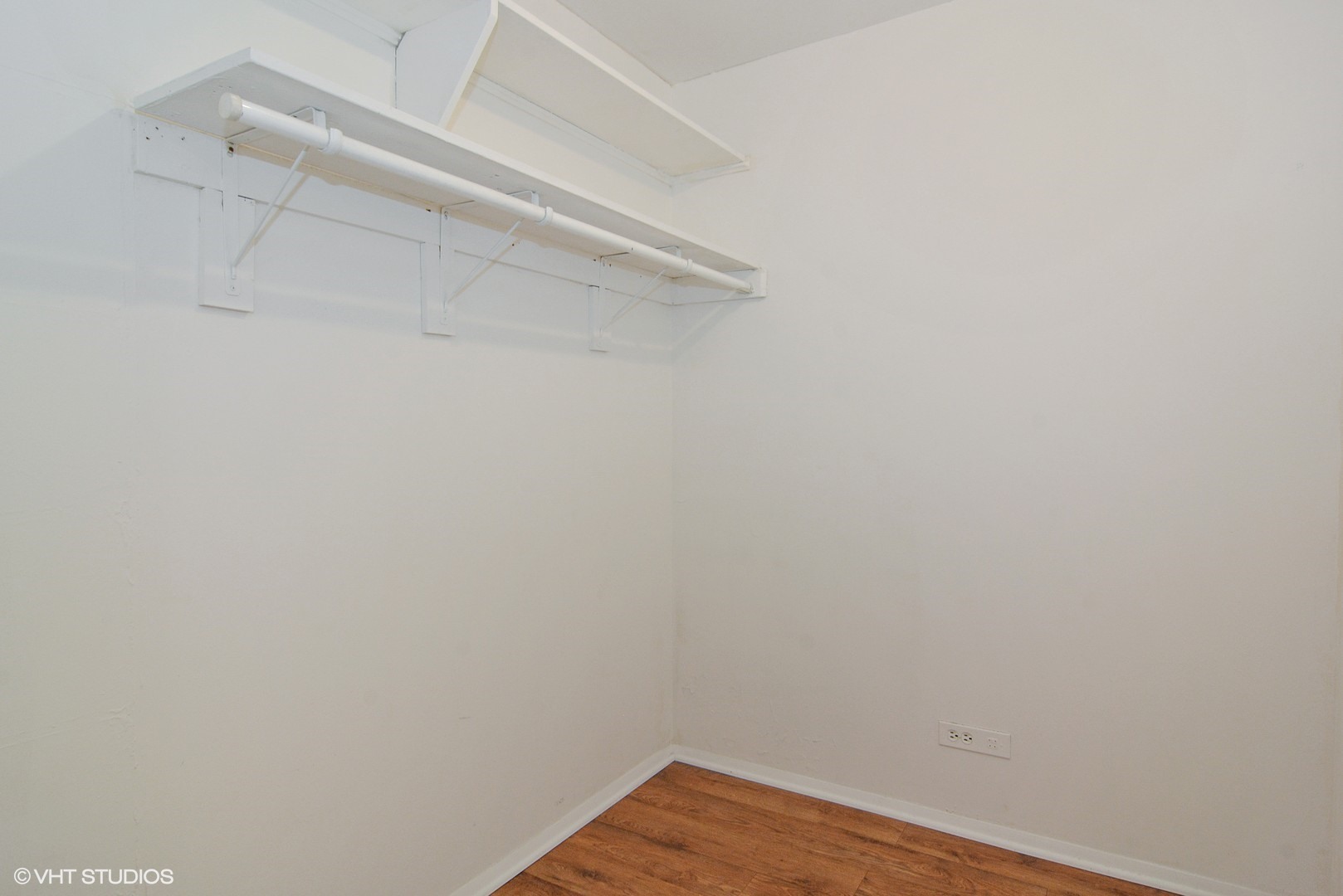 400 East Randolph Street, Unit 822 Chicago, IL 60601 - Photo 8 of 15