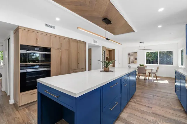 $1,590,000 | 4404 Vivaracho Court, San Diego, CA 92124