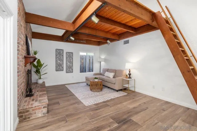 $1,590,000 | 4404 Vivaracho Court, San Diego, CA 92124