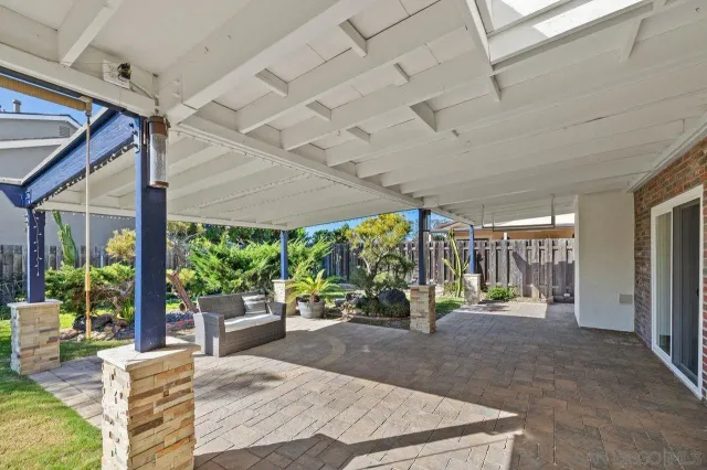 $1,590,000 | 4404 Vivaracho Court, San Diego, CA 92124