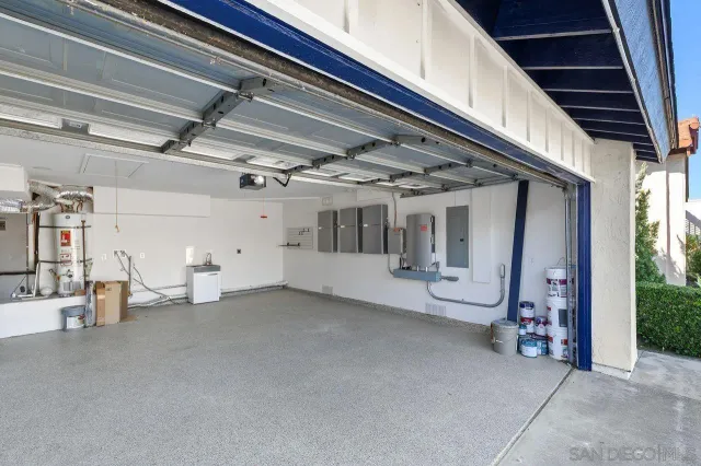 $1,590,000 | 4404 Vivaracho Court, San Diego, CA 92124