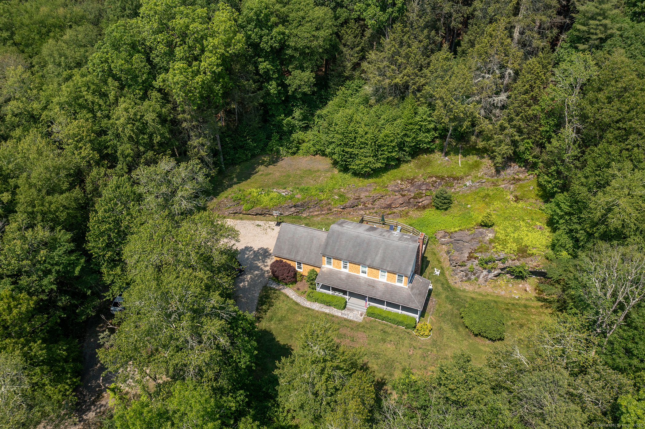 18 Tunnel Road Roxbury, CT 06783 - Photo 4 of 29