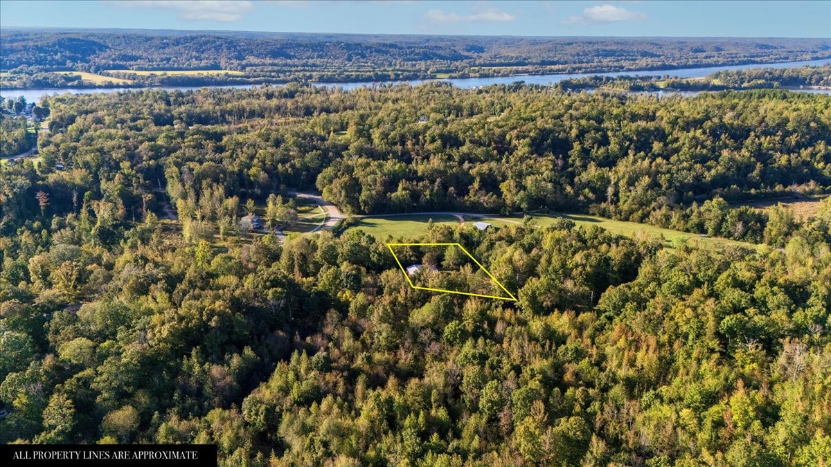 3316 Toms Creek Road Linden, TN 37096 - Photo 34 of 44 a view of an outdoor space