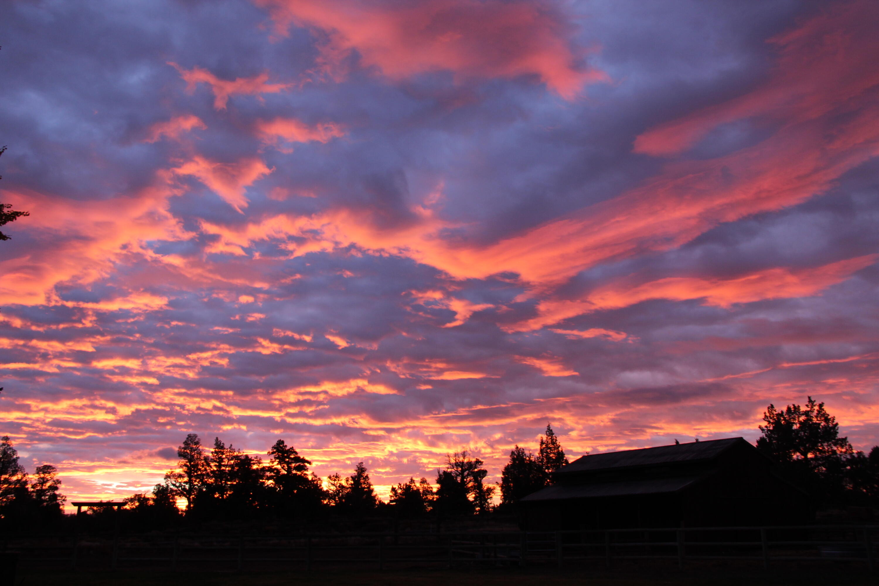 24055 Dodds Road Bend, OR 97701 - Photo 57 of 61 Breathtaking Sunsets